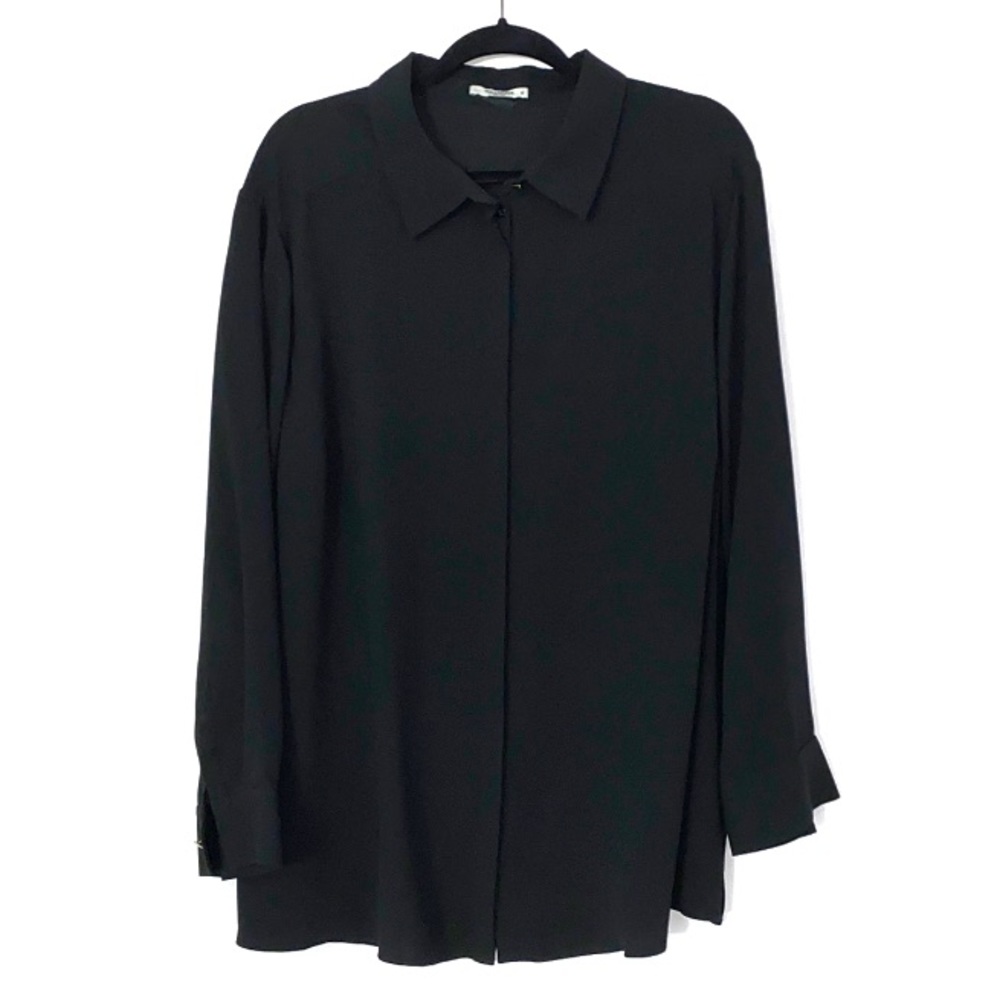 M.M. Lafleur button up blouse